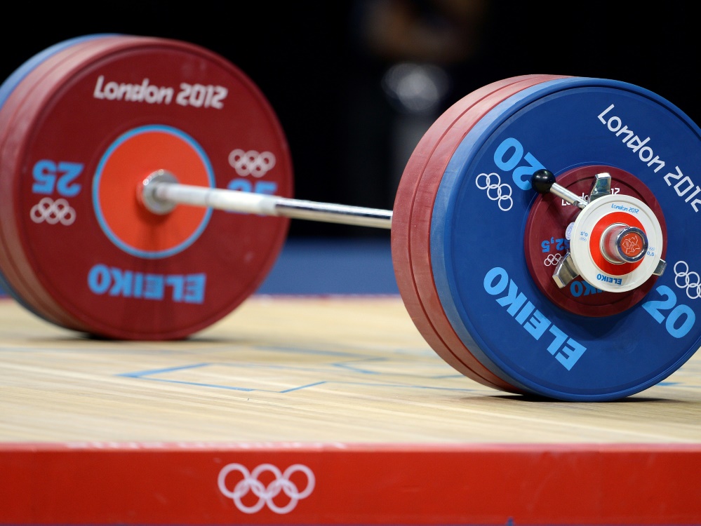 Der Gewichtheber-Präsident darf an Olympia teilnehmen (© FIRO/FIRO/SID/)